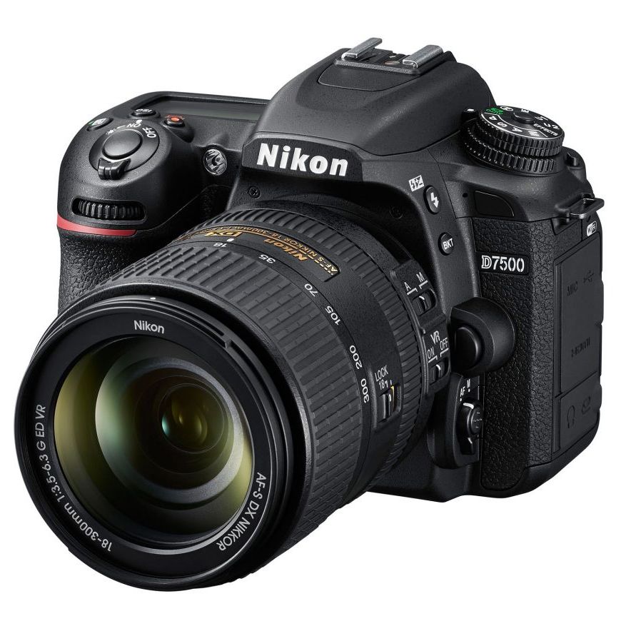 Nikon-D7500-front-angle-