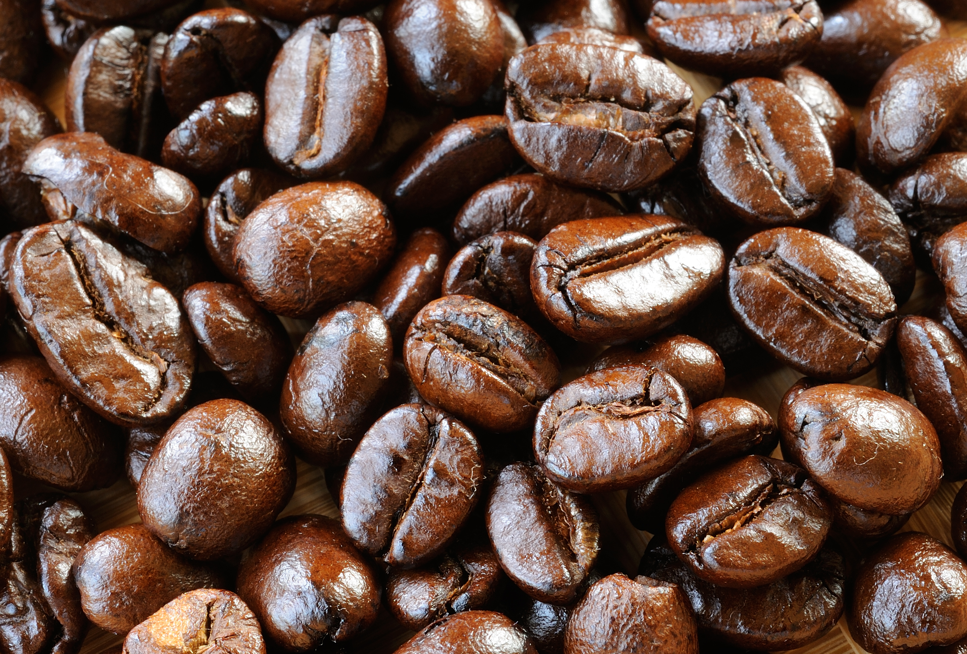 macro-coffee-beans-2021-09-03-19-04-02-utc